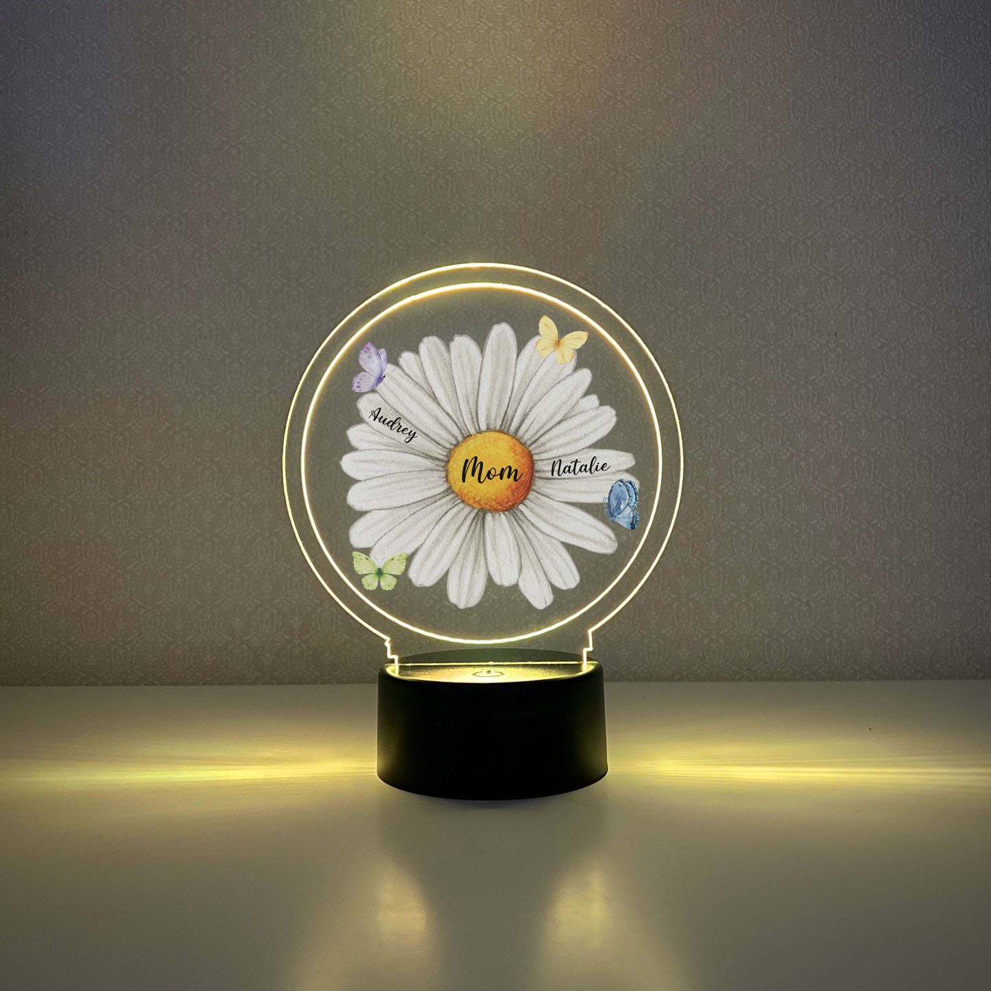 Custom 16 Colors LED Wood Stand Personalized Daisy Blossom Night Light Up Lamp for Moms & Grandmas, Children Names on Pedals With Remote