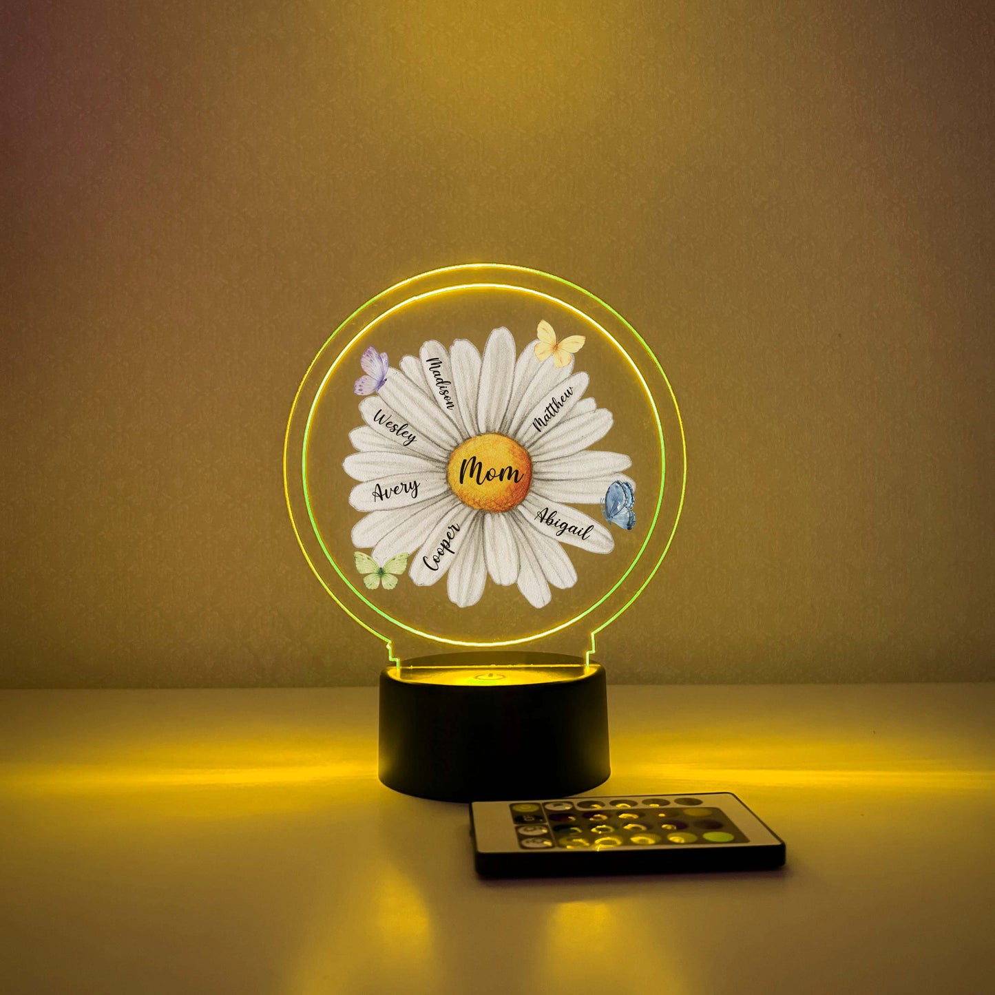 Custom 16 Colors LED Wood Stand Personalized Daisy Blossom Night Light Up Lamp for Moms & Grandmas, Children Names on Pedals With Remote