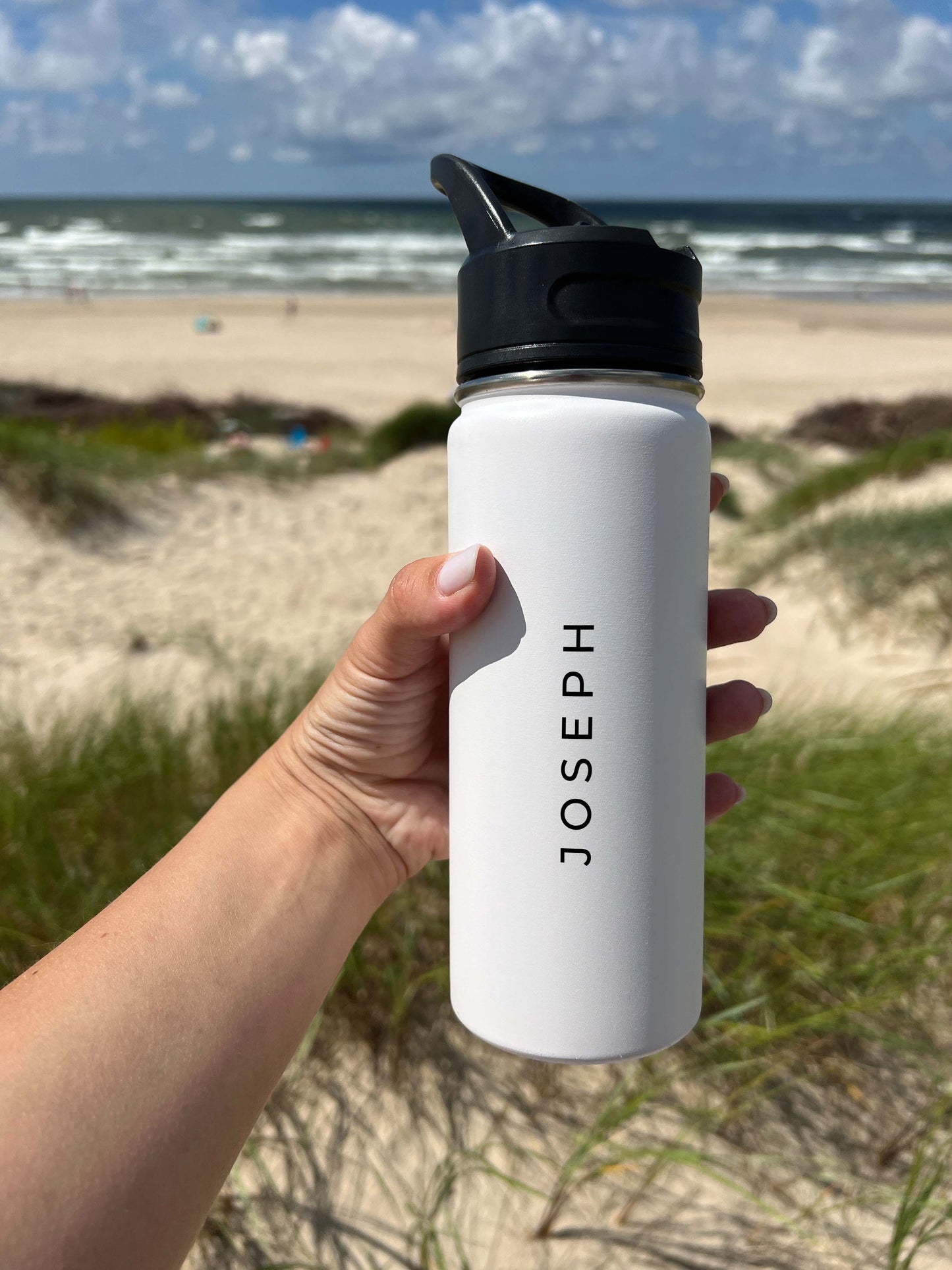 Cute Beach Water Bottle Sports Water Bottle 18/32 oz Straight Font Stainless Steel Insulated Flasks, Custom Water Bottle, Name Bottle, Keeps Cold 24 Hrs