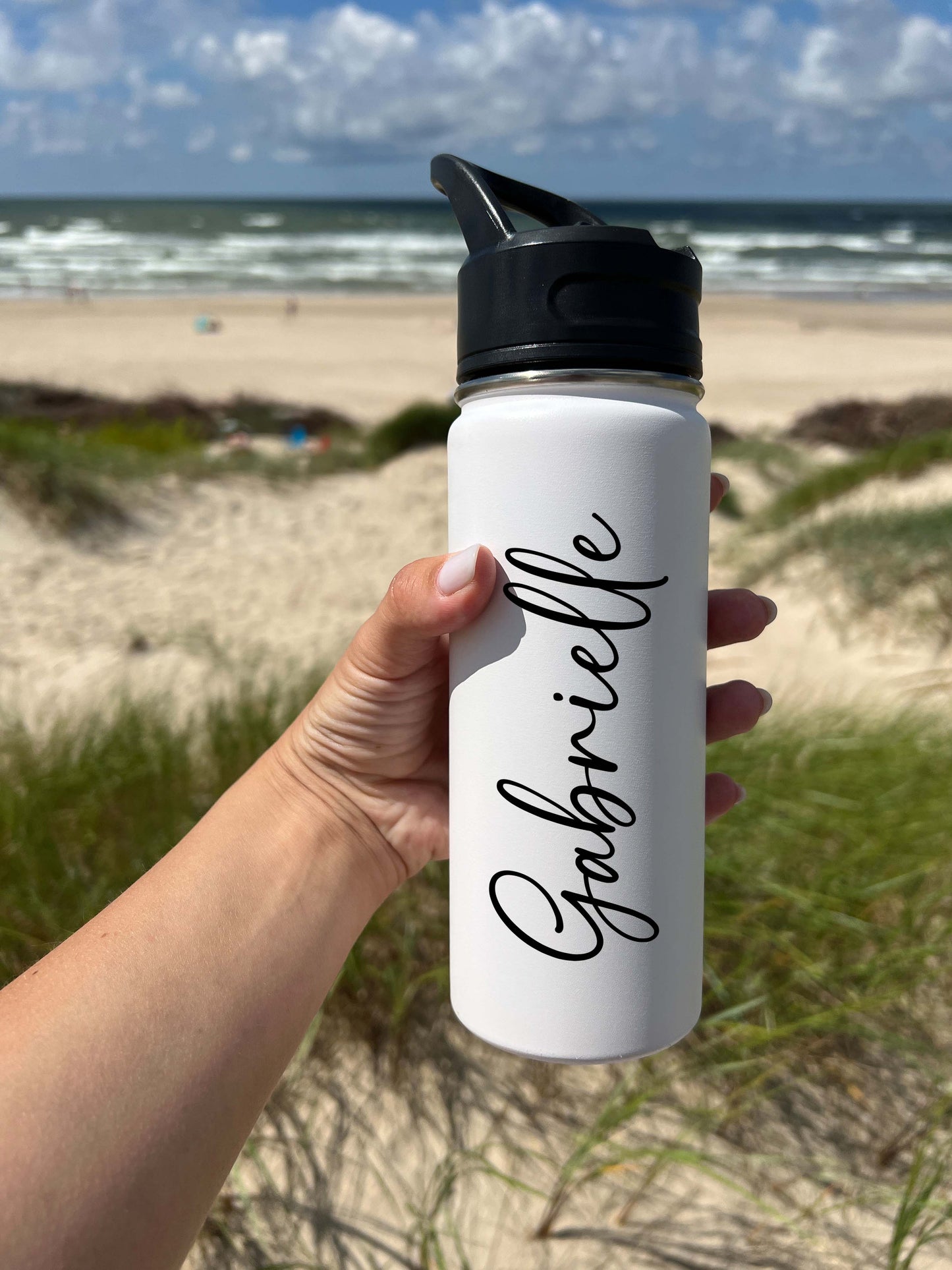 Cute Beach Water Bottle Sports Water Bottle 18/32 oz Cursive Font Stainless Steel Insulated Flasks, Custom Water Bottle, Name Bottle, Keeps Cold 24 Hrs