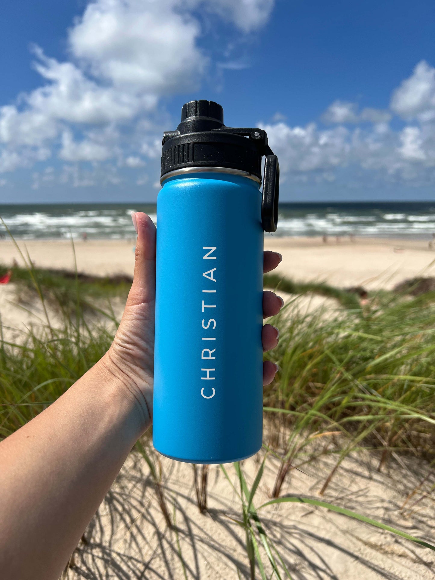 Cute Beach Water Bottle Sports Water Bottle 18/32 oz Straight Font Stainless Steel Insulated Flasks, Custom Water Bottle, Name Bottle, Keeps Cold 24 Hrs