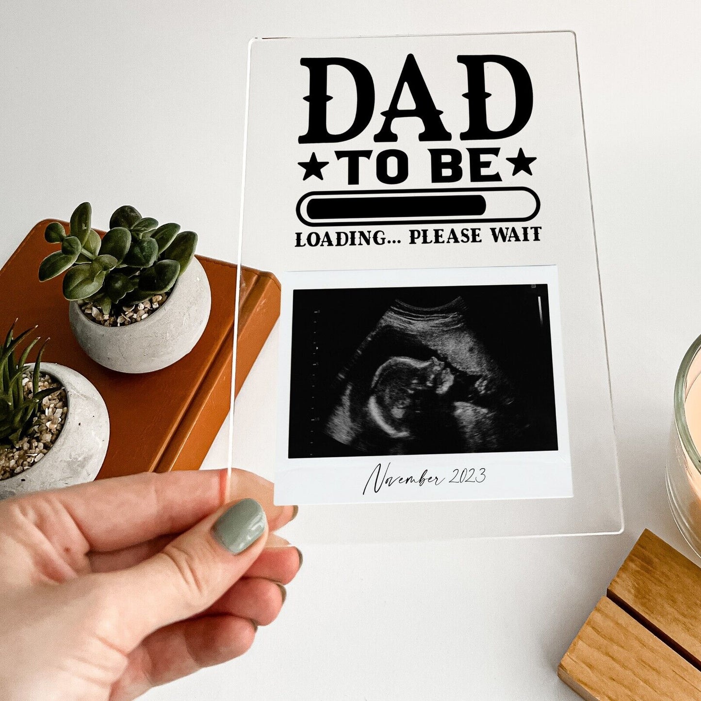 Personalized Wood Base Desk Table Stand Dad to Be, New Father, Pregnancy Gift