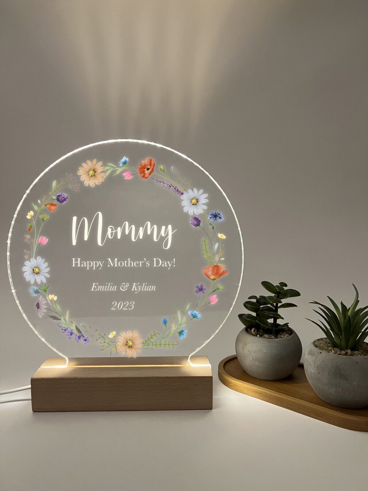 Personalized LED Light Up Wood Stand Mom Auntie Grandma EST MothersDay Home Gift