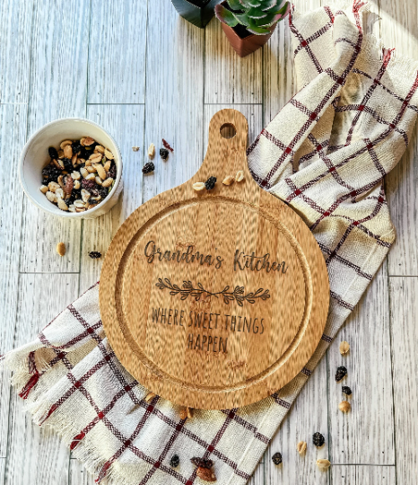 Large Charcuterie Board 13"x10" Round Premium Wood Engraved