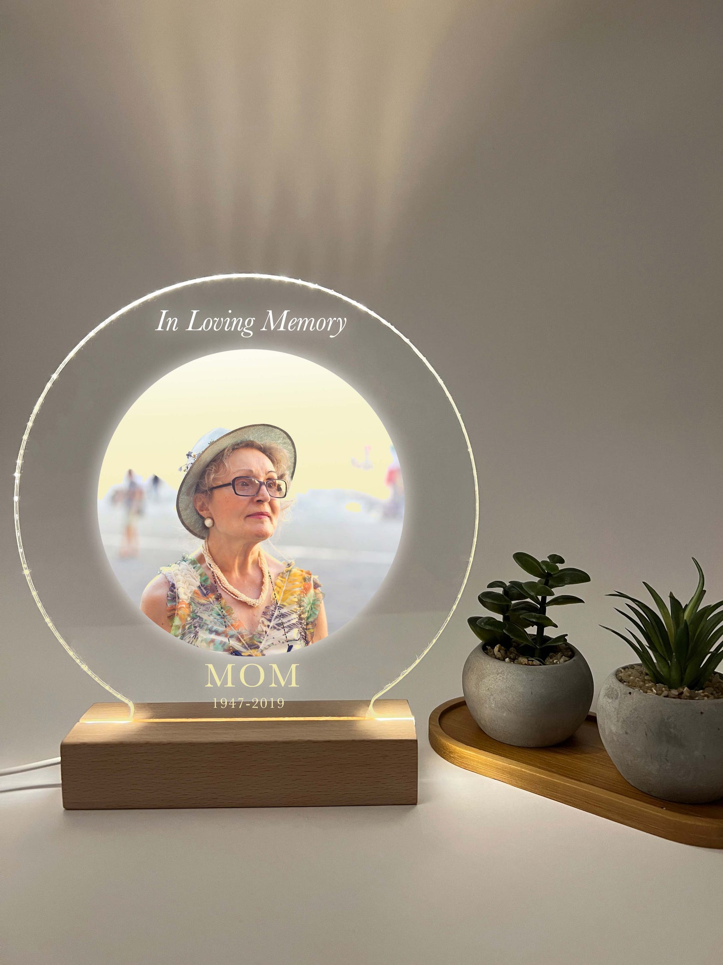 Custom Personalized Photo LED Wood Stand Room Night Light Up Table Lamp In Loving Memory Condolence Remembrance Loss Sympathy Memorial Gift