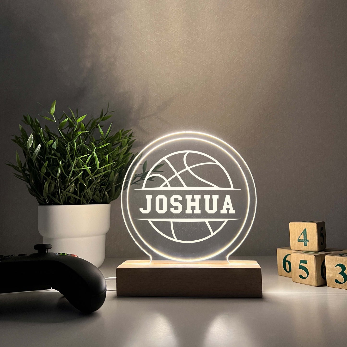 Basketball 3D Night Light with Wooden Base, Gift for Basketball Player, Personalized Gift, Desk Lamp, Sports Bedroom, Basketball Gift, Room Decor, Girls or Boys